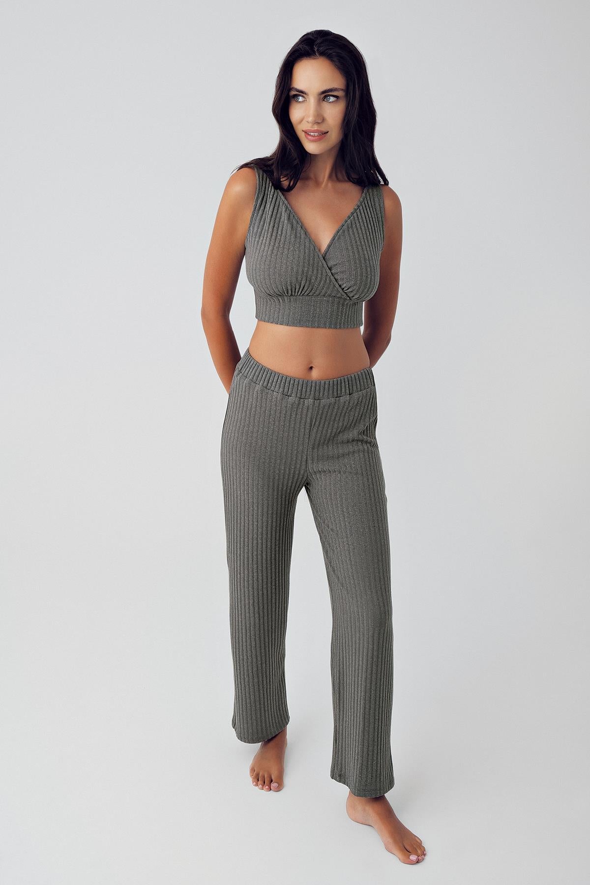 Kalın Askılı Yumuşak Dokulu Triko Crop Pijama Takımı 15208