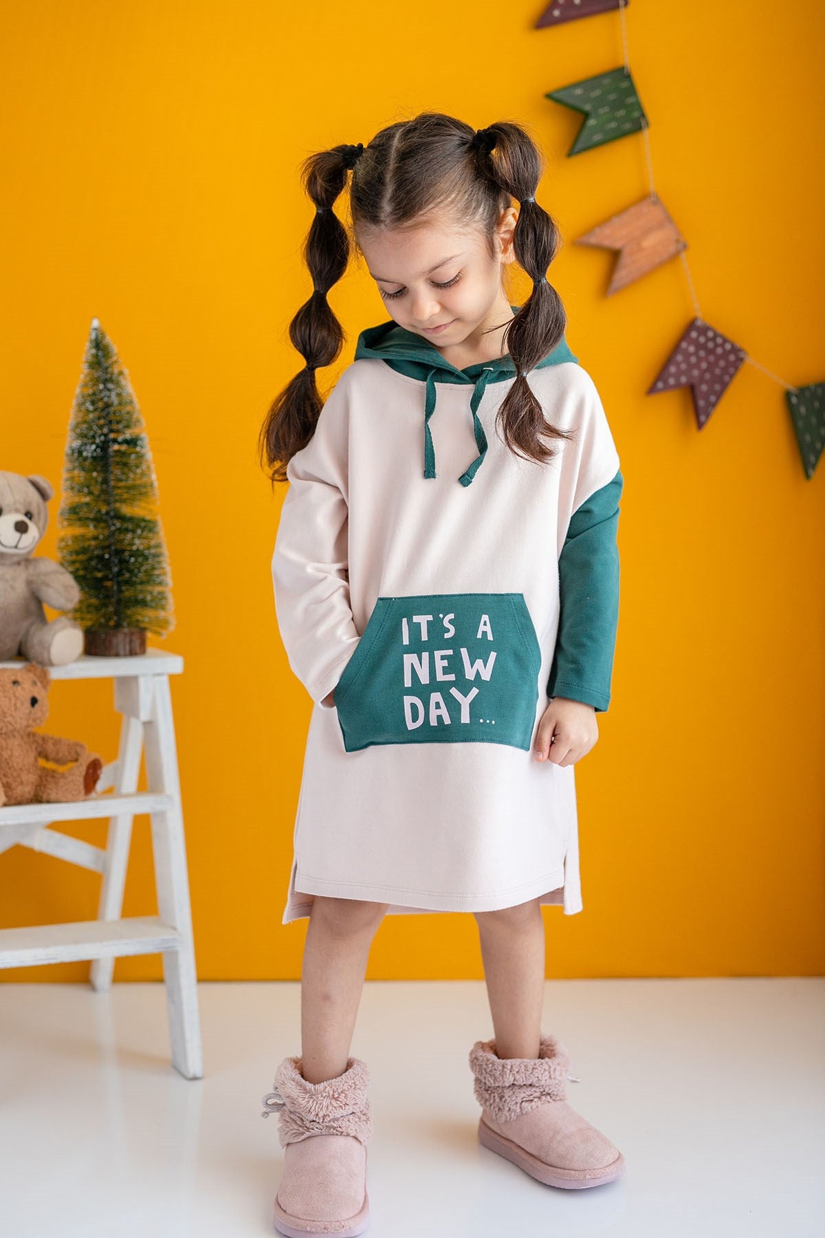Kız Çocuk Kapüşonlu New Day Elbise (2-6yaş)-1